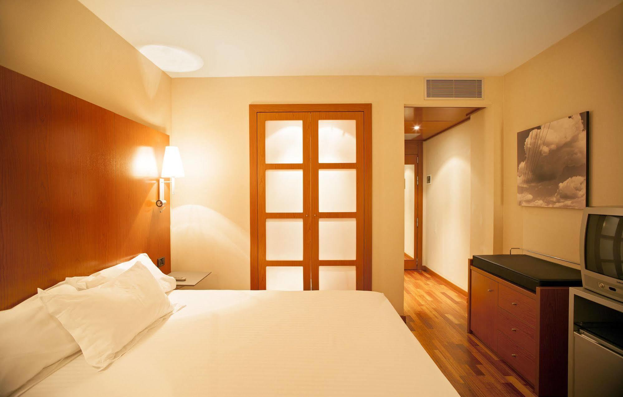 Ac Hotel Huelva By Marriott Exterior foto